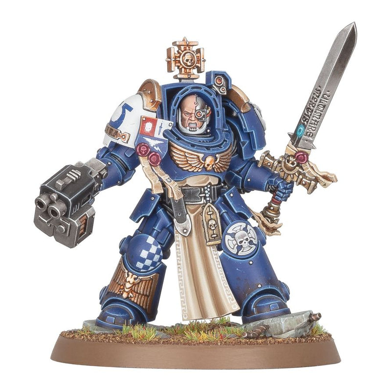 Space Marines: Captain in Terminator Armour